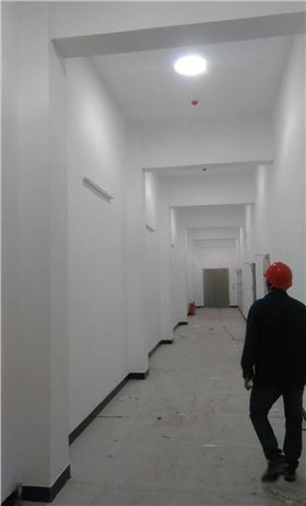 光導(dǎo)系統(tǒng)室內(nèi)效果 光導(dǎo)系統(tǒng)室內(nèi)效果