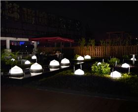 夜晚的導(dǎo)光管采光系統(tǒng)室外效果圖 夜晚的導(dǎo)光管采光系統(tǒng)室外效果圖