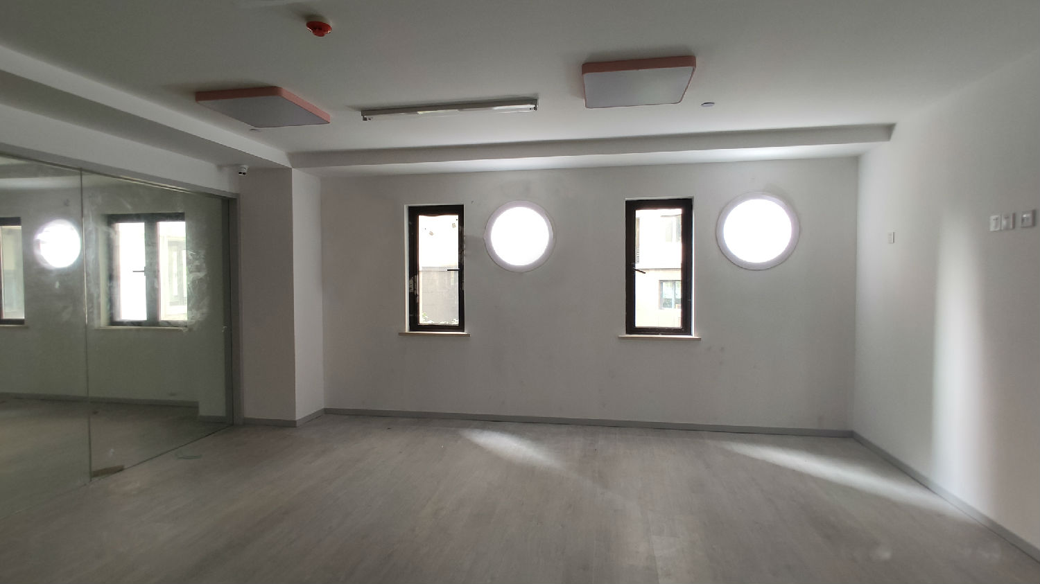 室內(nèi)效果 室內(nèi)效果